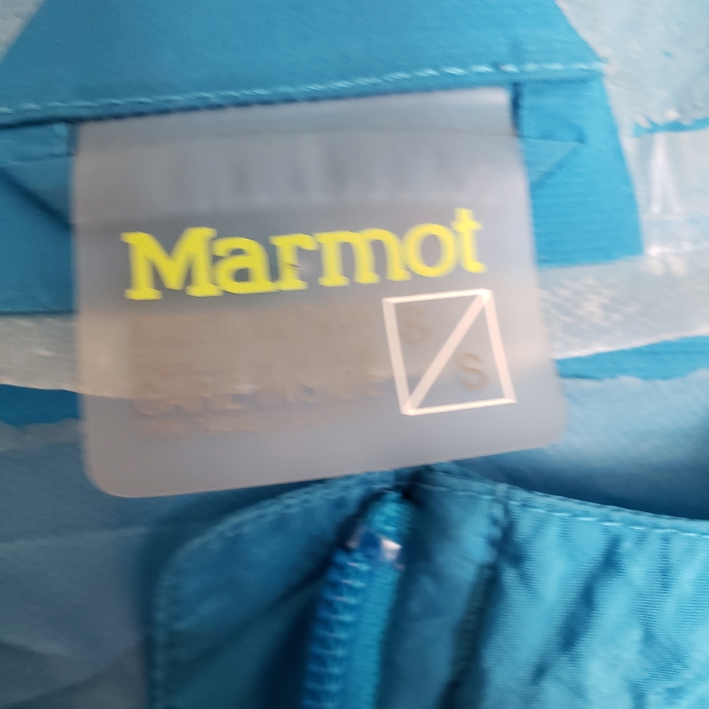 2 Water Resistant Jackets (Bundle) - image 7